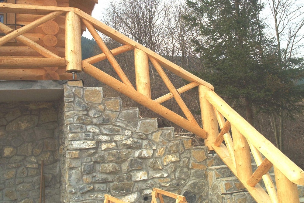 Blockhausartige Treppen