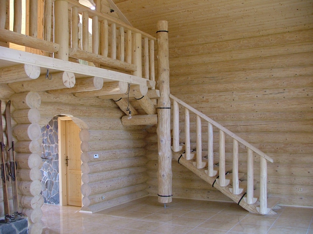 Blockhausartige Treppen