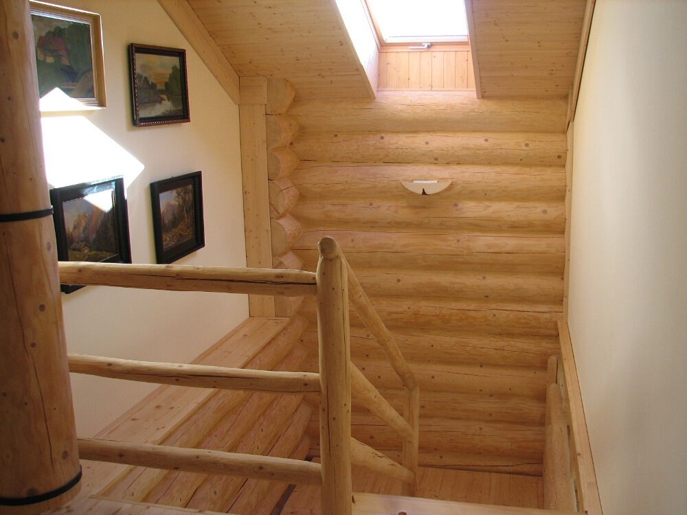 Blockhausartige Treppen