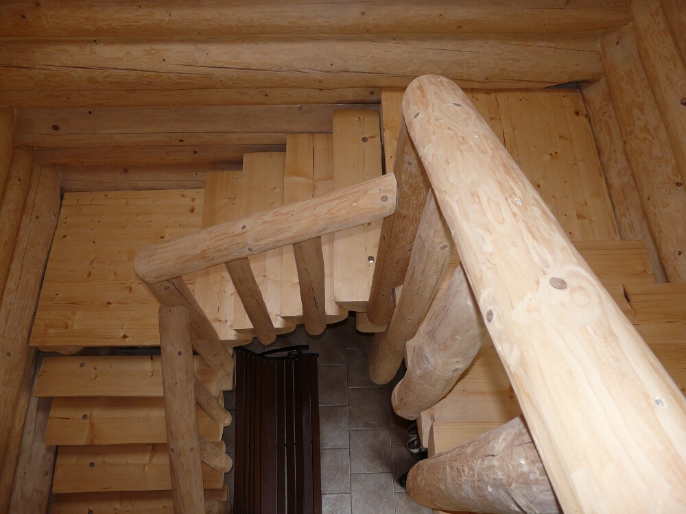 Blockhausartige Treppen