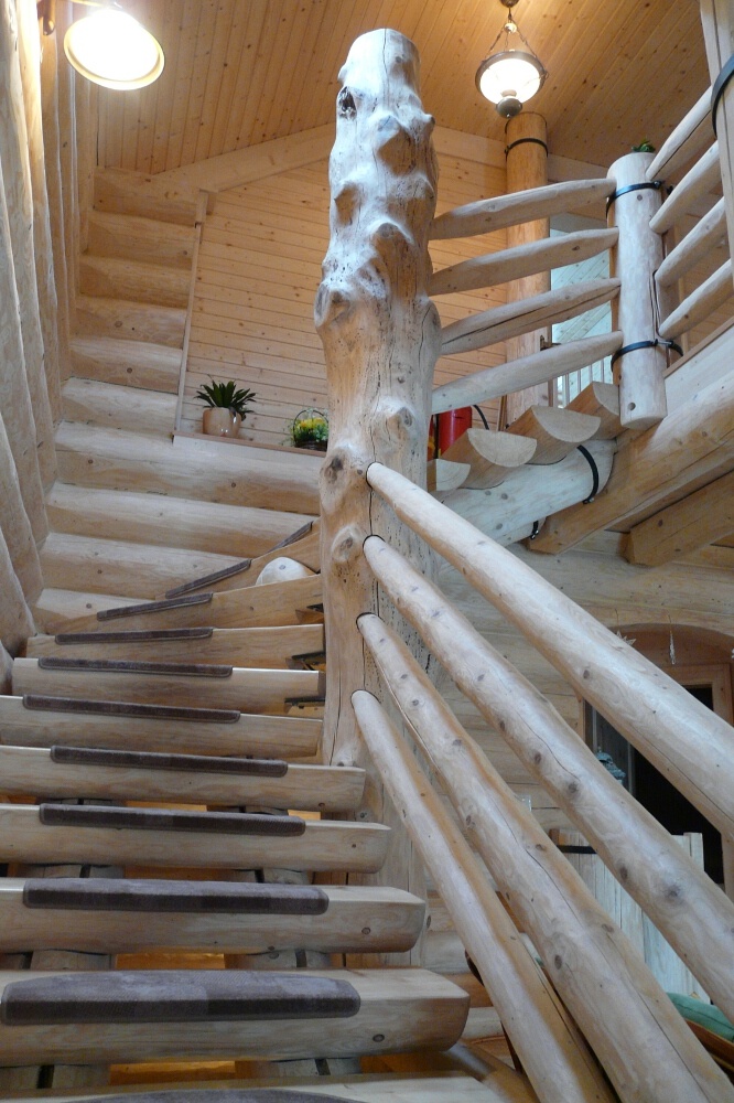 Blockhausartige Treppen