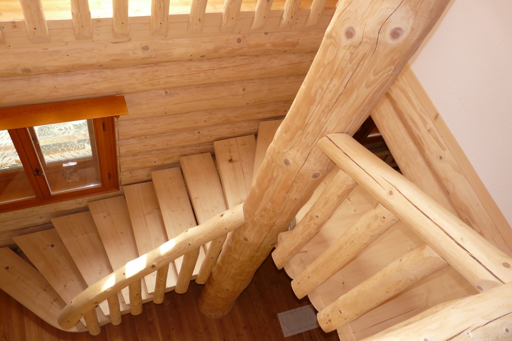 Blockhausartige Treppen