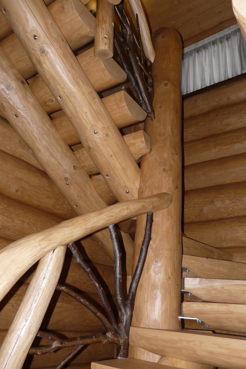 Blockhausartige Treppen