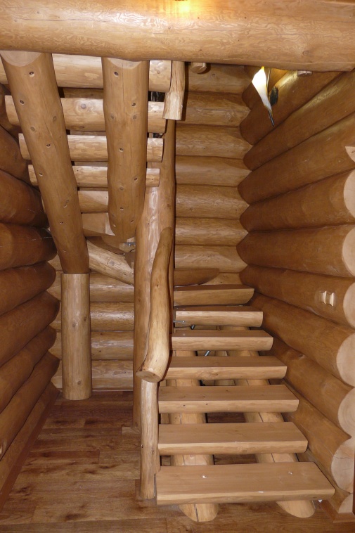 Blockhausartige Treppen