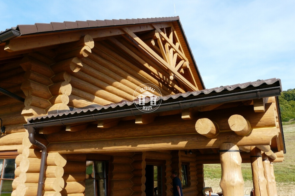 Holzhaus – Blockbau–Restaurant