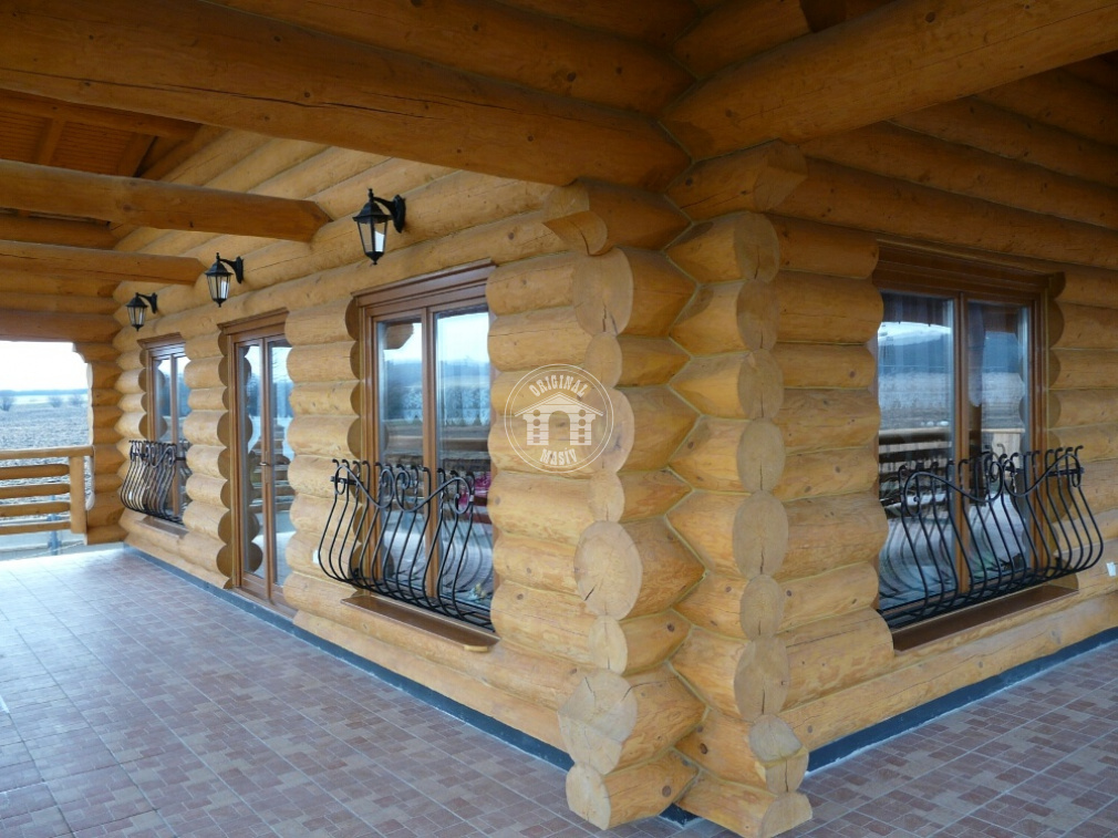 Terrasse des Blockbaus