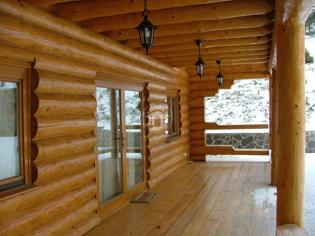 Blockhaus–Einfamilienhaus – Terrasse