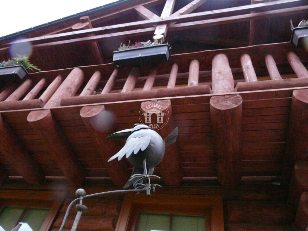 Blockbau – Detail des Balkonbodens