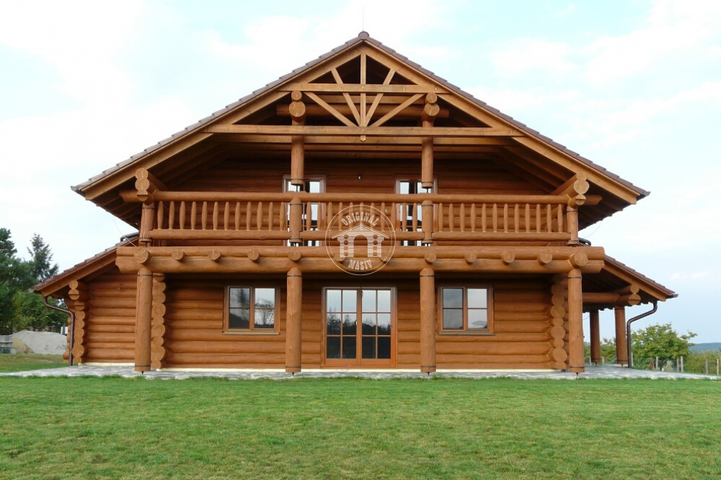 Blockbau – Einfamilienhaus mit Garage