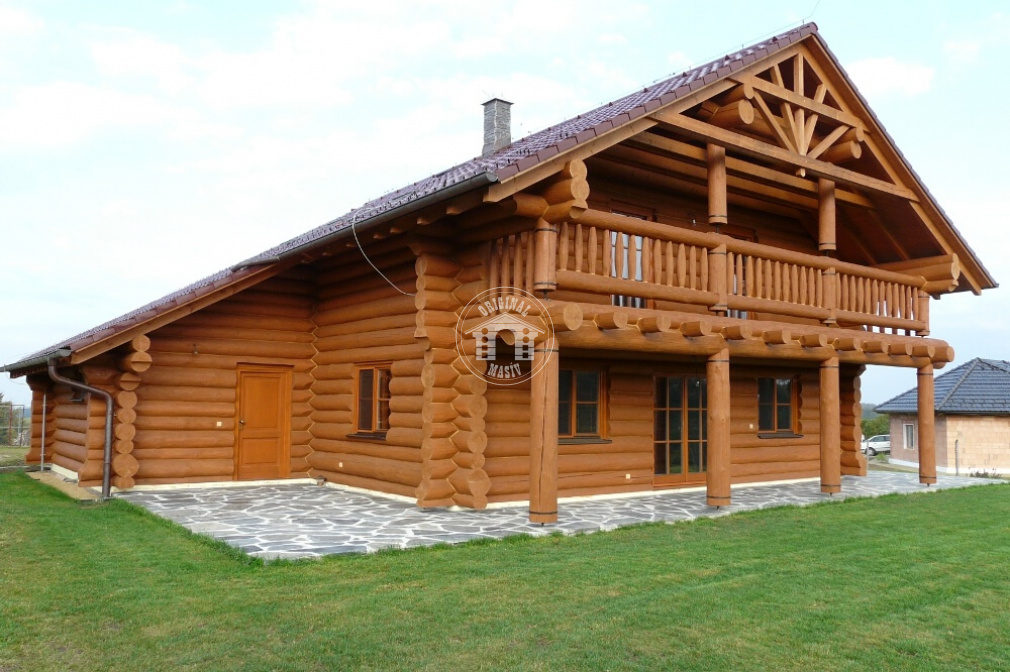 Blockbau – Einfamilienhaus mit Garage