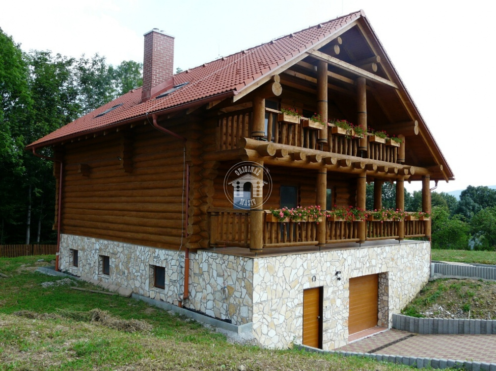 Blockbau – Einfamilienhaus mit Garage