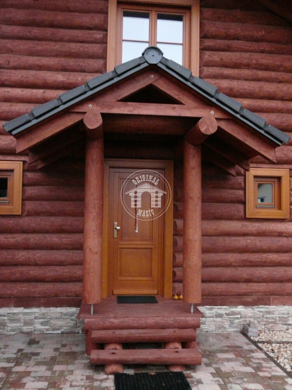 Blockbau – Einfamilienhaus, Haupteingang