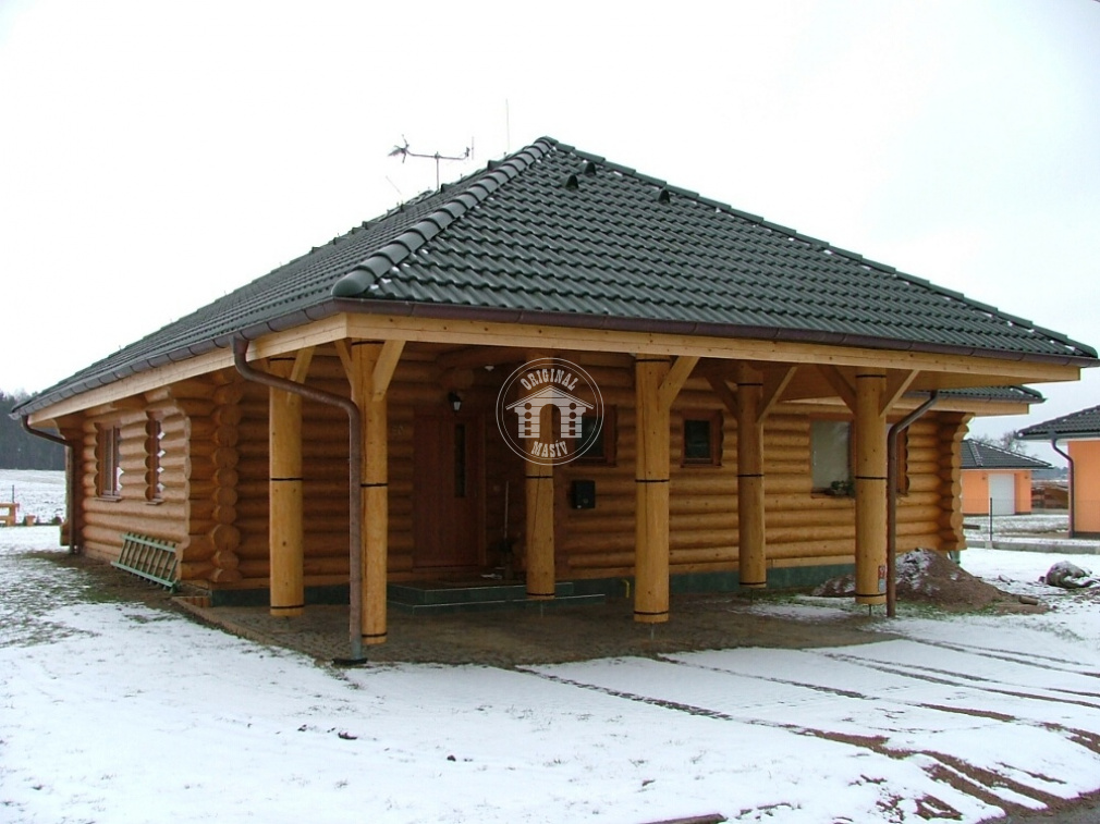 Blockbau – ebenerdiger Bungalow