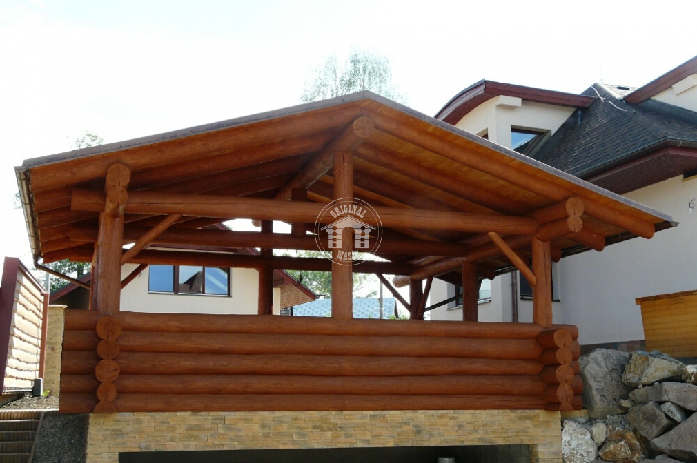 Blockhausartiger Pavillon