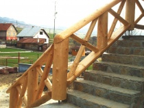 Blockhausartige Treppen