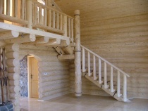 Blockhausartige Treppen