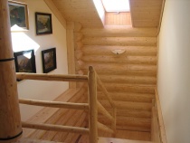 Blockhausartige Treppen