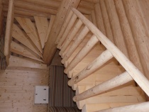 Blockhausartige Treppen