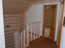 Blockhausartige Treppen