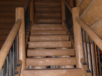 Blockhausartige Treppen