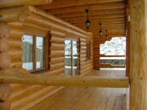 Blockhaus–Einfamilienhaus – Terrasse