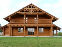 Blockbau – Einfamilienhaus mit Garage