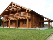 Blockbau – Einfamilienhaus mit Garage