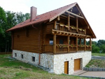 Blockbau – Einfamilienhaus mit Garage