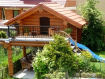 Blockhüttchen für Kinder