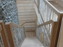 Blockhausartige Treppen